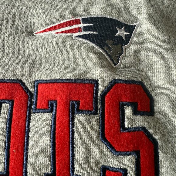 NFL New England Patriots Pats Sweatshirt Sweater Embroidered Mens Size Large - Picture 5 of 5